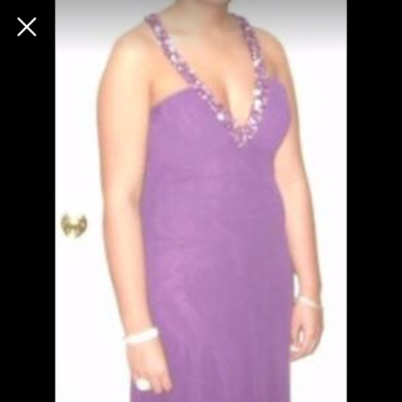 Prom dress - Picture 2 of 3